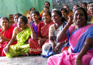 మహిళలు మహారాణి లాంటి జీవితం పొందాలన్నా.. పేదరికంలో మగ్గిపోవాలన్నా ఈ 5 విషయాలే డిసైడ్ చేస్తాయ్..!